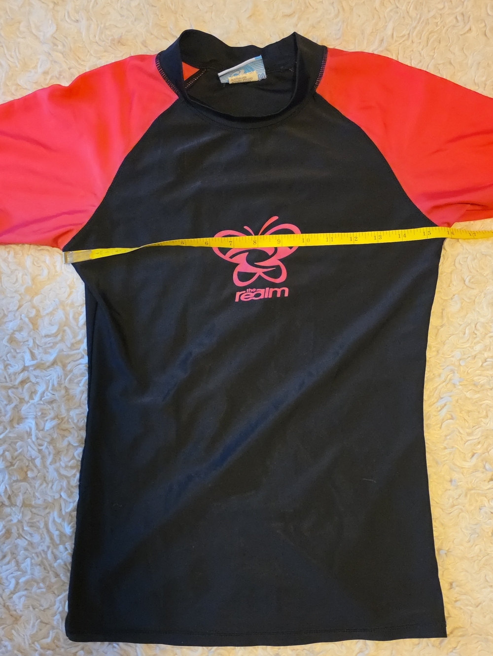 The Realm Rash Guard Small - Picture 7 of 8